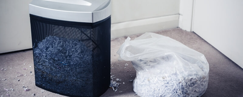 all-paper-shredding-machine-and-shredded-paper-bag